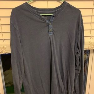 Old Navy long sleeve shirt